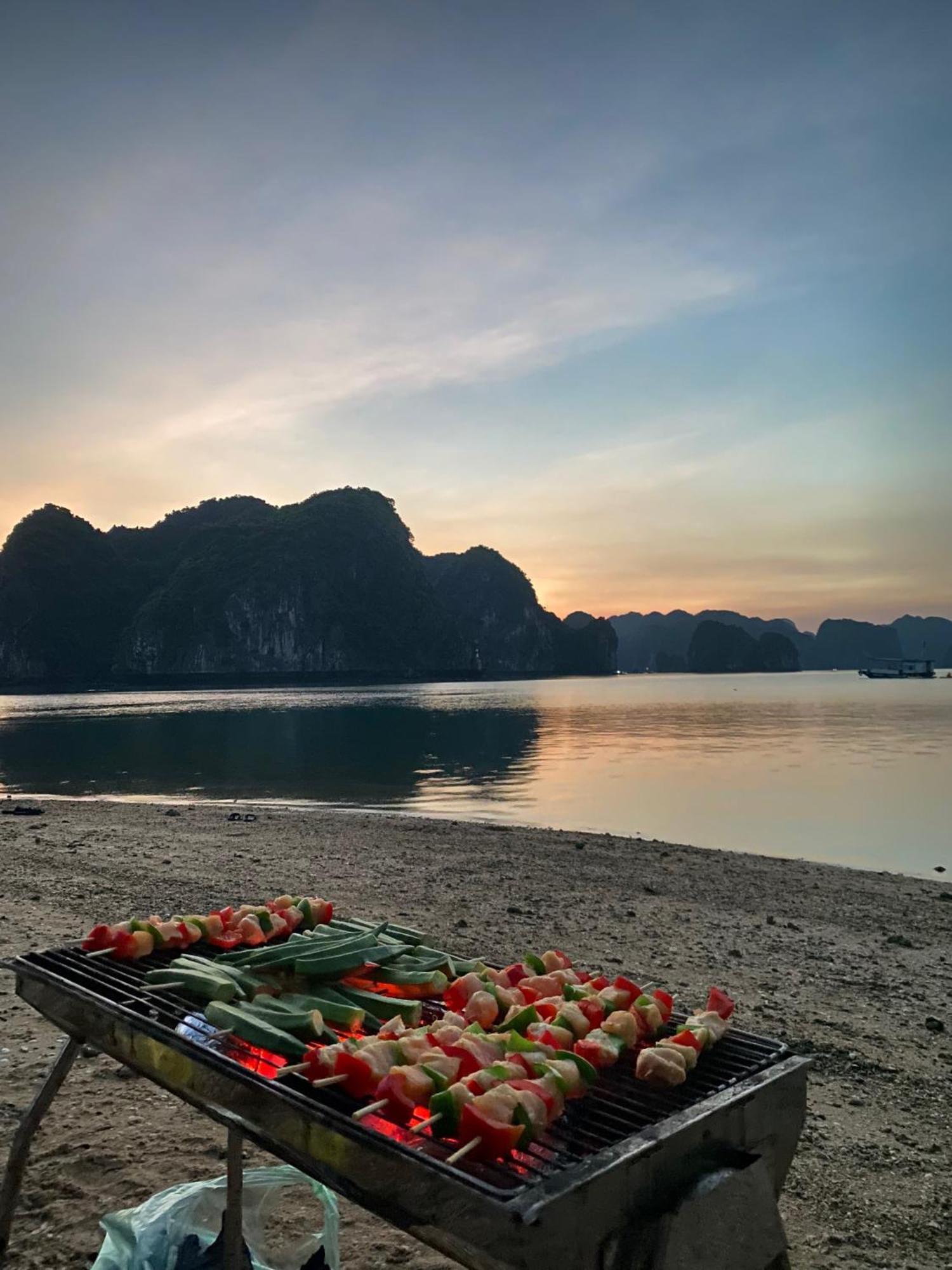 An Duong Hotel Cat Ba Chan Chau Экстерьер фото
